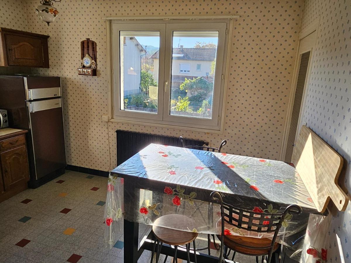 La Bourzede F3 Apartman Langeac Kültér fotó
